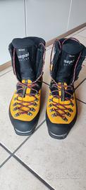 scarponi alpinismo La sportiva Nepal Cube GXT 