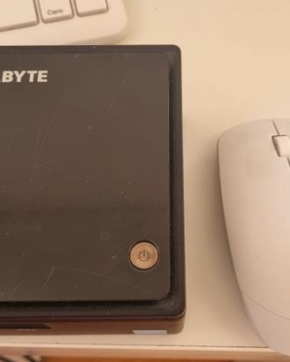 Mini Gigabyte PC