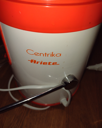 Centrifuga ariete