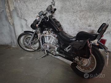 Suzuki intruder 800