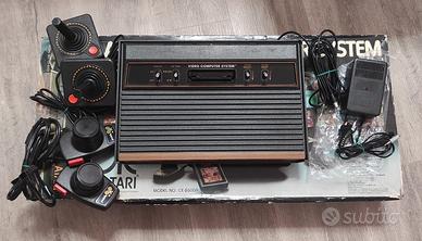 Console Atari CX2600A controller e giochi