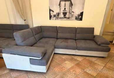 DIVANO ANGOLARE SC0NTATISSIM0