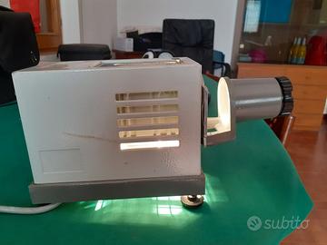 Proiettore diapositive