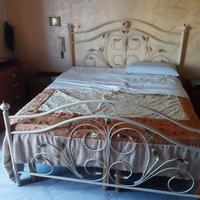 ELEGANTE CAMERA DA LETTO