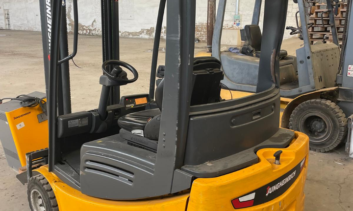 Muletto jungheinrich EFG 220