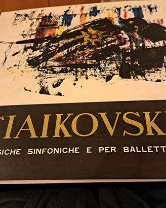 cofanetto vinili e libro ciaikovski