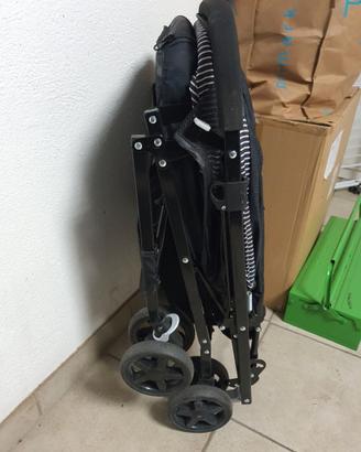 Passeggino per animali fino a 15 kg