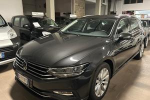 Volkswagen Passat Variant 2.0 TDI SCR 122 CV EVO D