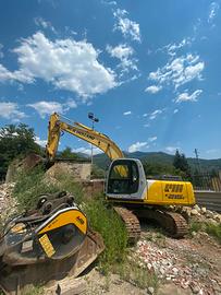 Escavatore new holland e 215 b