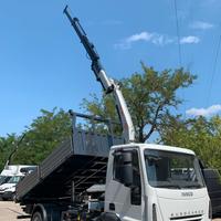 Iveco 140E25 con gru PM 6523 e cassone ribaltabile