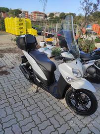 Yamaha xenter 150 soli 26000 km