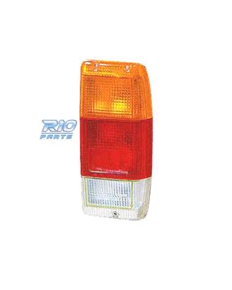 FANALE DESTRO PER NISSAN VANETTE 84-89