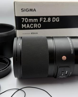 Sigma  70 mm-F/2.8 A -AF DG Macro, Sony E