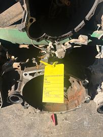 CAMBIO VOLKSWAGEN TOURAN 1.9 DIESEL ANNO:2006