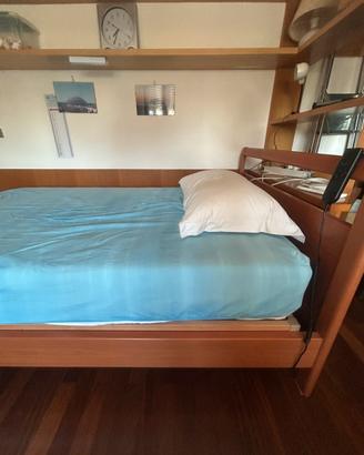 Letto Una Piazza e Mezza Rete Motorizz Materasso