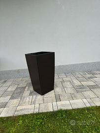 Vaso Lechuza cubico (color marrone)