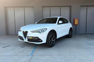 Alfa Romeo Stelvio 2.2 Turbodiesel 210 CV AT8 Q4