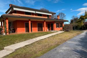 Prestigiosa villa singola con ampio giardino a San