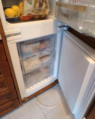Frigo Bosch da incasso con 3 cassetti in basso