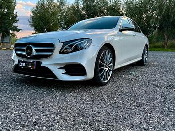 MERCEDES- BENZ KLASSE E 220 D 195 CV 4MATIC AMG PR