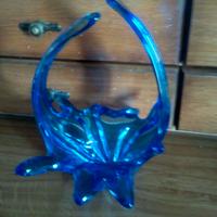 Vaso ornamentale blu 