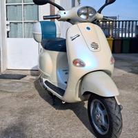 Vespa ET4 125cc del 2001, solo 14.500 km