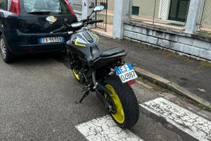 Yamaha mt 07 abs