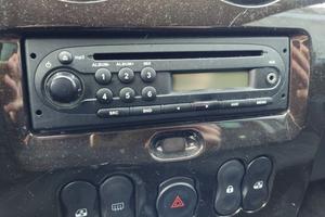 Autoradio DACIA DUSTER del 2012