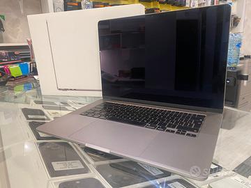 MacBook Air 15” 2023 m2 8Gb ram / 256gb ssd