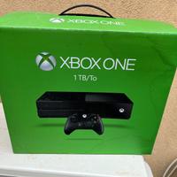 X Box One 1Tb + accessori + 2 giochi