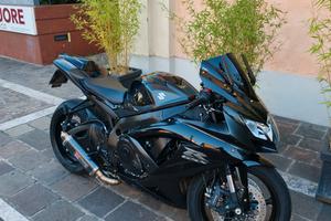 gsx r 750 k8