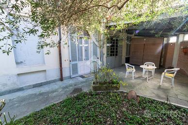 2 LOCALI A CASALE MONFERRATO