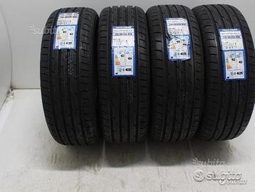 4 gomme nuove 215 60 16 toyo