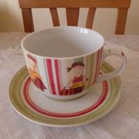 Set formato da tazza da latte + piattino 