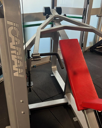Chest press Precor icarian