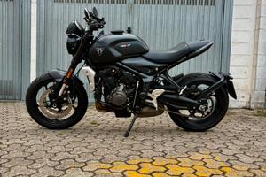 Triumph Trident 660