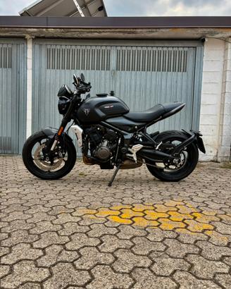 Triumph Trident 660