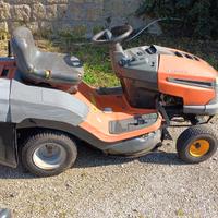trattorino tagliaerba  Husqvarna cth 126 