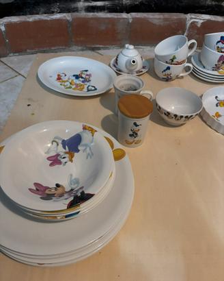 Servizio piatti disney