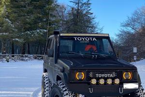 Toyota land cruiser lj70