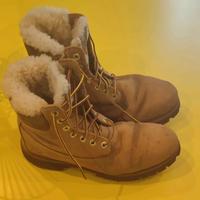 SCARPONE TIMBERLAND CON PELO