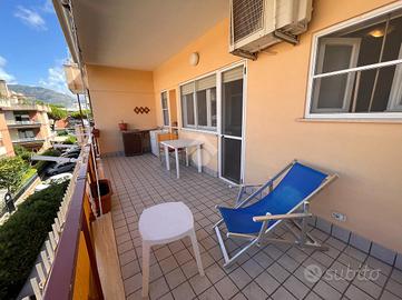 2 LOCALI A TERRACINA