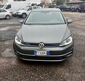 Volkswagen Golf 1.5 TGI DSG