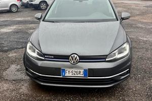 Volkswagen Golf 1.5 TGI DSG