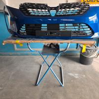 Paraurti anteriore Renault clio 5 2025 NUOVO 
