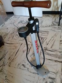 Pompa bici Silca con manometro