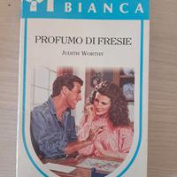 Libro Harmony Profumo di fresie
