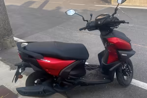 Yamaha RAYZR 125 NUOVO con 560 km - gomme cambiate