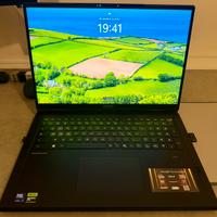 Notebook MSI Raider 18 HX AI A2XWIG-067IT