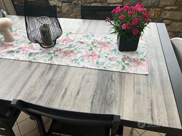 Tavolo da terrazza